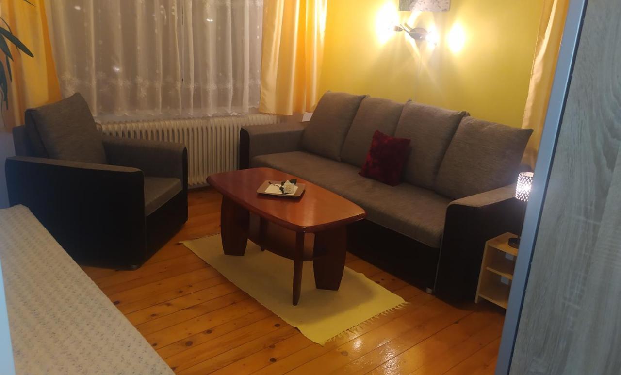 Katka A Martin Samostatny Apartman S Vlastnym Vchodom Liptovsky Mikulas Exterior photo